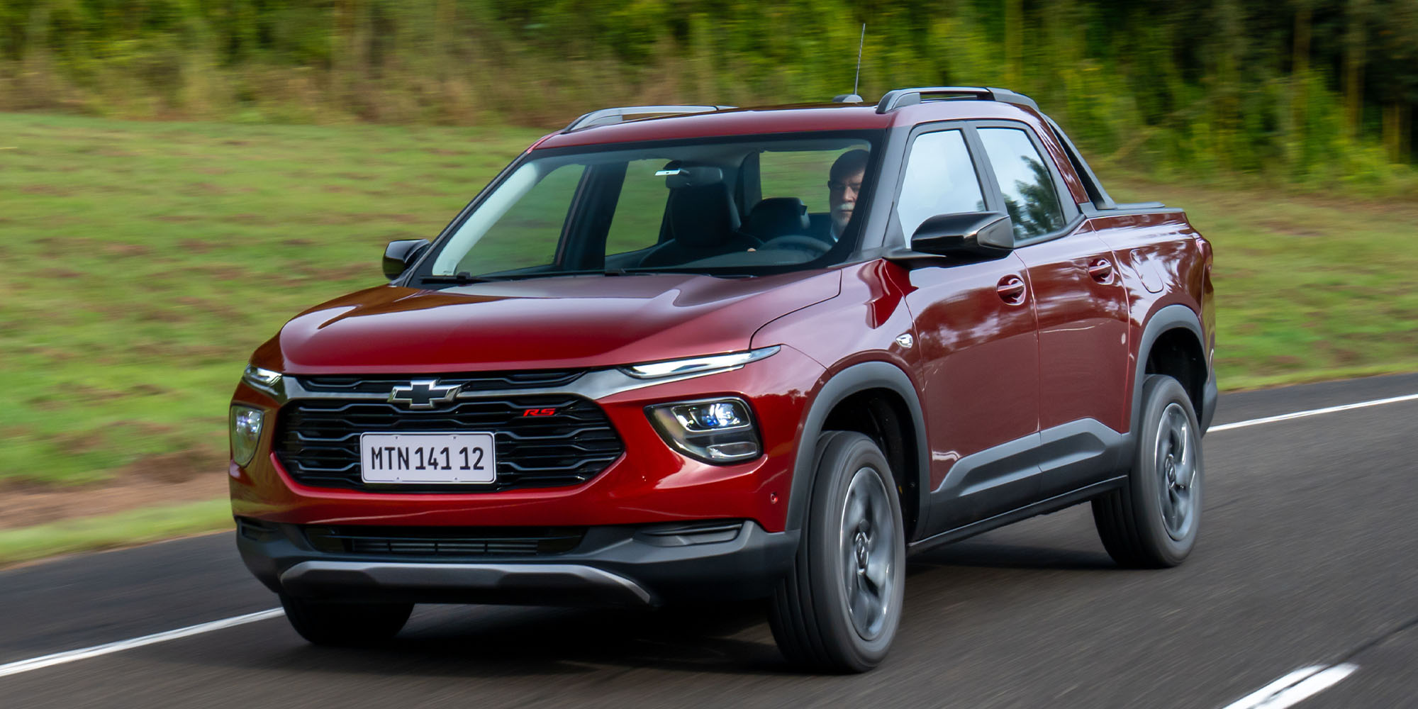 Chevrolet Montana 2026 en acción, lista para recorrer cualquier camino.